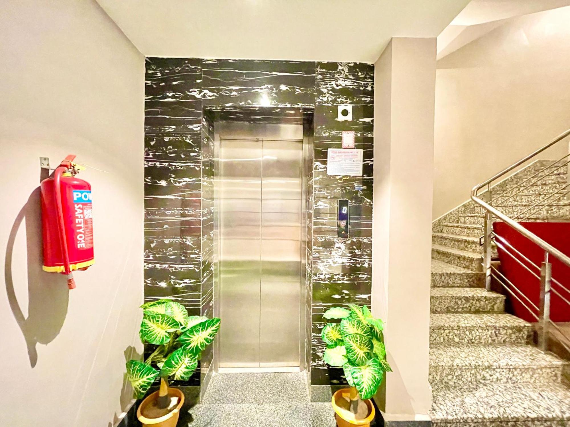 Hotel Rb International ! Puri Near-Sea-Beach-And-Temple Fully-Air-Conditioned-Hotel With-Lift-And-Card Payment Accepted-Parking-Facility, Best Hotel In Puri Ngoại thất bức ảnh