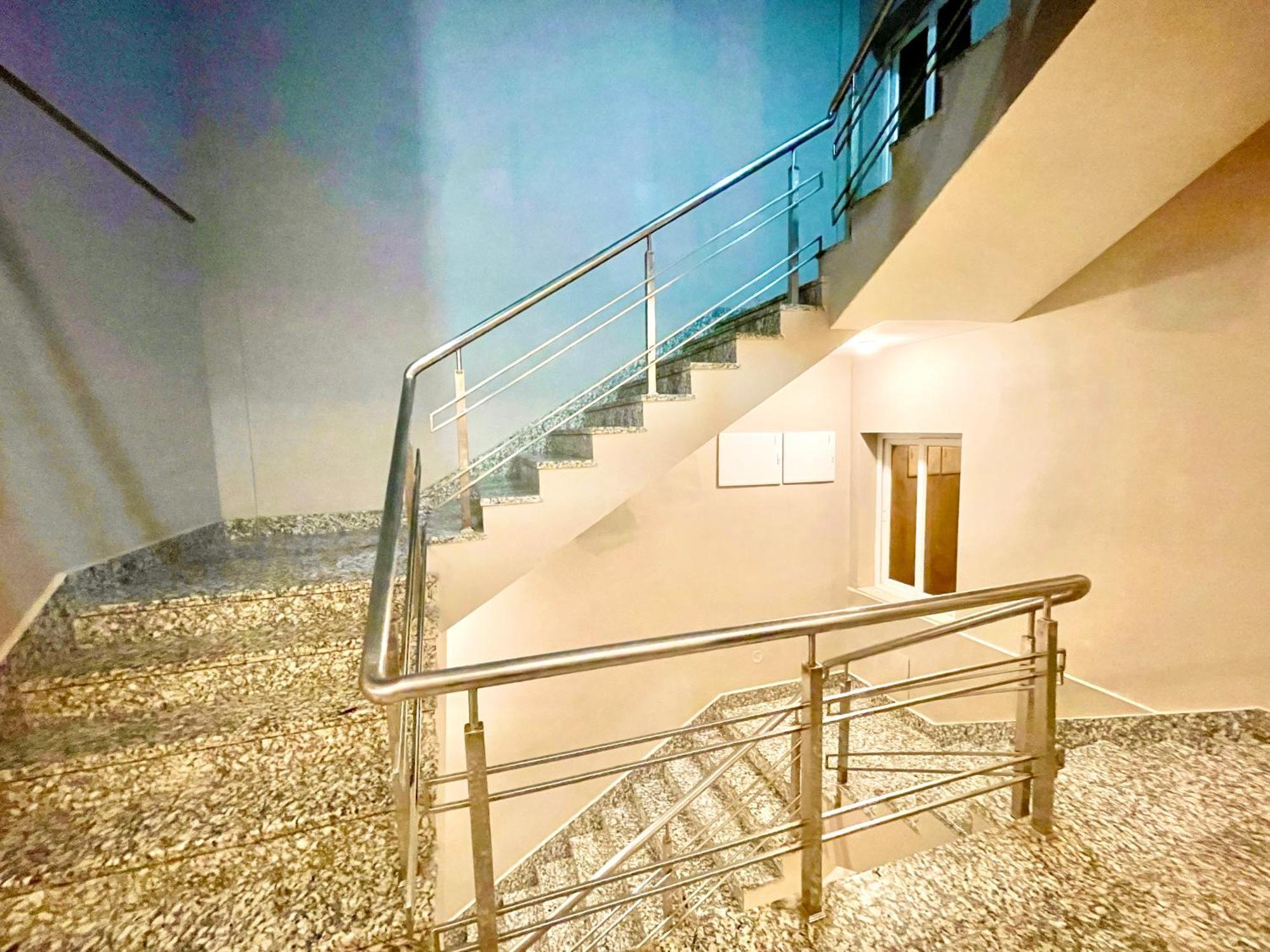Hotel Rb International ! Puri Near-Sea-Beach-And-Temple Fully-Air-Conditioned-Hotel With-Lift-And-Card Payment Accepted-Parking-Facility, Best Hotel In Puri Ngoại thất bức ảnh