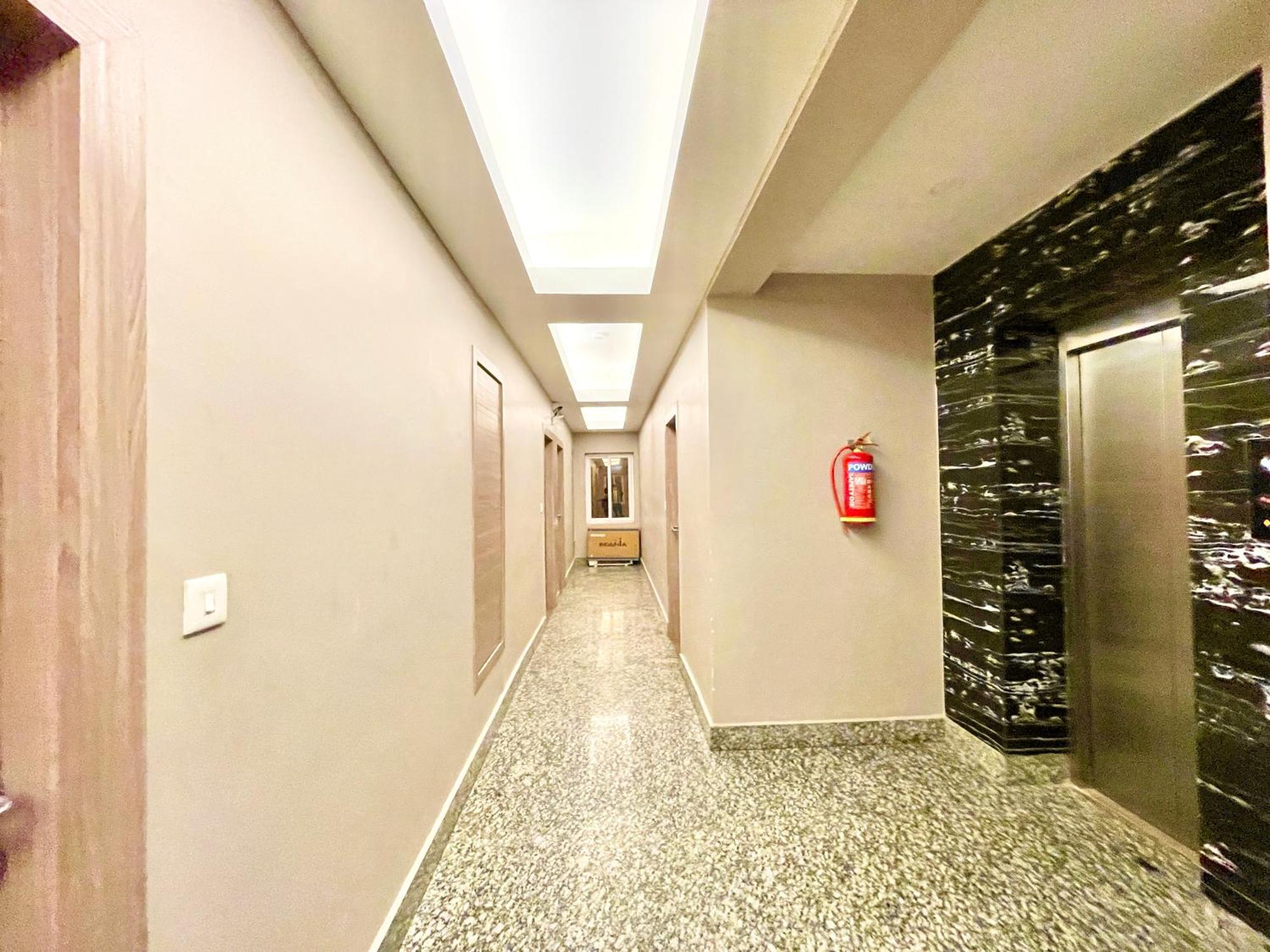 Hotel Rb International ! Puri Near-Sea-Beach-And-Temple Fully-Air-Conditioned-Hotel With-Lift-And-Card Payment Accepted-Parking-Facility, Best Hotel In Puri Ngoại thất bức ảnh