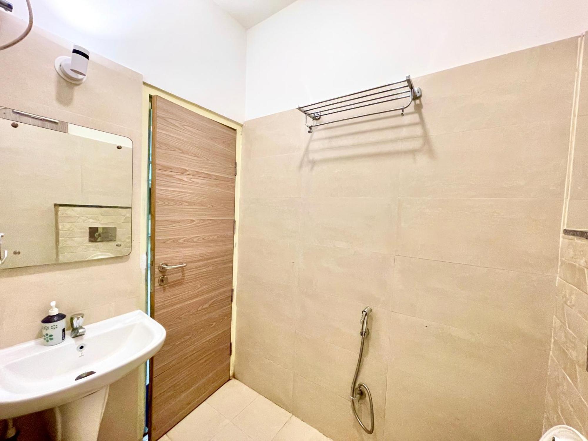 Hotel Rb International ! Puri Near-Sea-Beach-And-Temple Fully-Air-Conditioned-Hotel With-Lift-And-Card Payment Accepted-Parking-Facility, Best Hotel In Puri Ngoại thất bức ảnh